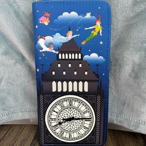 Loungefly Disney Peter Pan Glow Clock Wallet Peter Pan NWOT